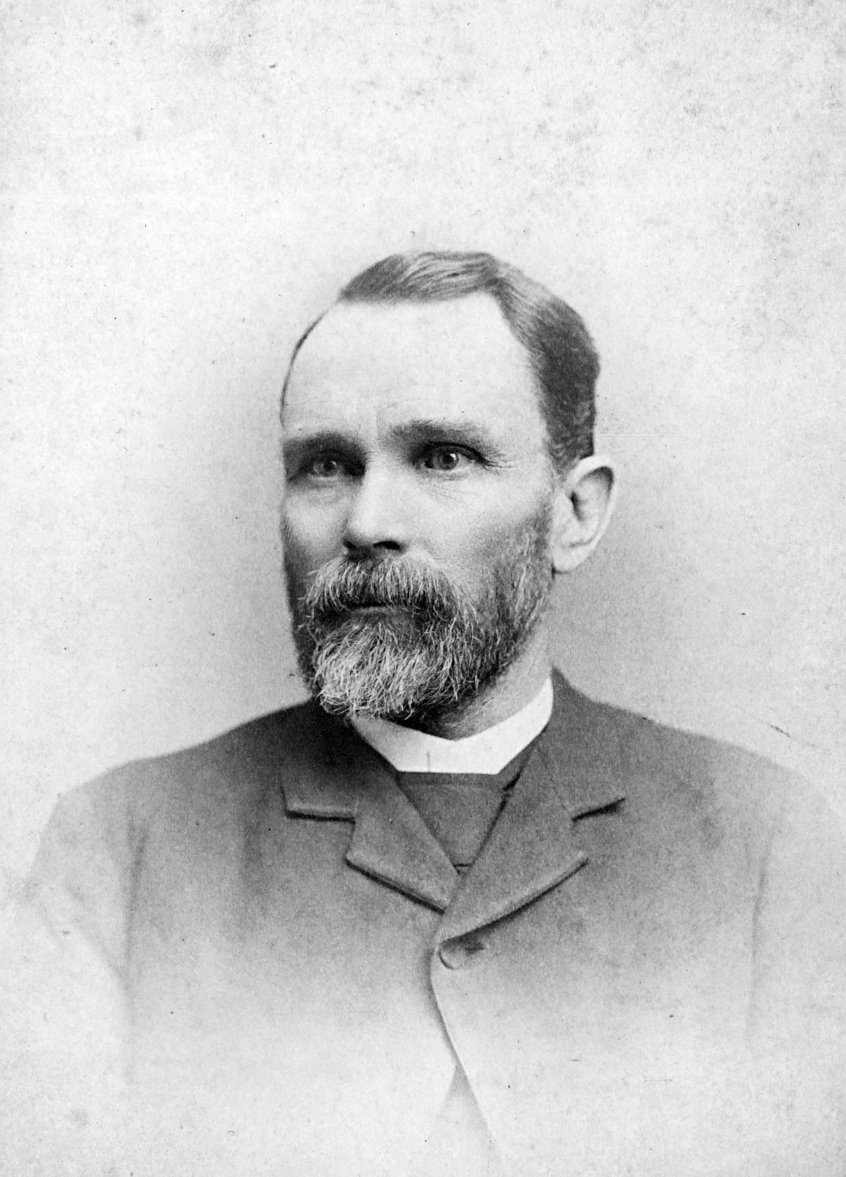 Maris Peirce